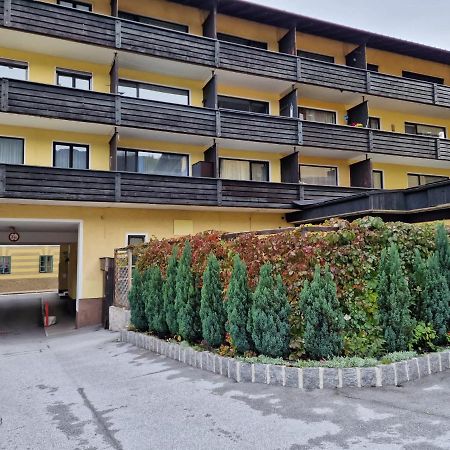 Appartment Christine Bad Aussee Bagian luar foto